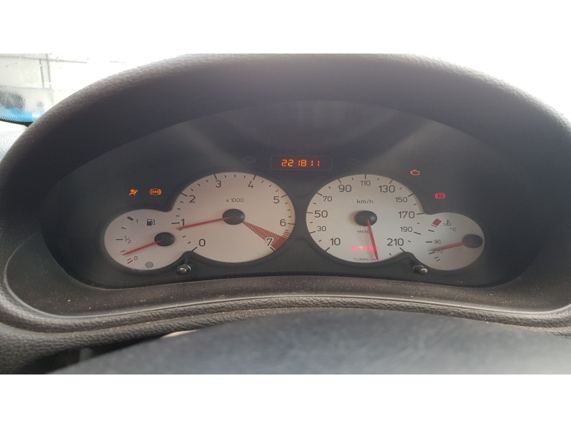 peugeot 206 berlina del año 1998