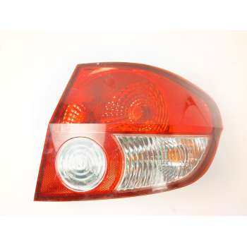 PILOTO TRASERO DERECHO 92402 