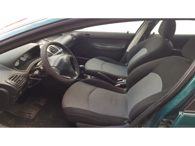 peugeot 206 berlina del año 1998
