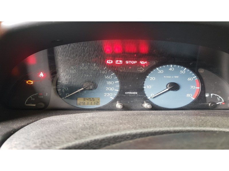citroen xsara berlina del año 2000