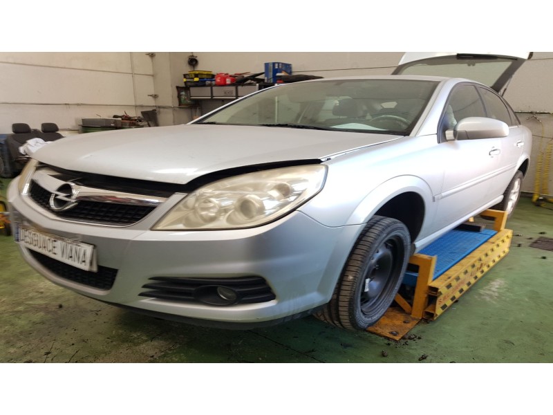 opel vectra c berlina del año 2005