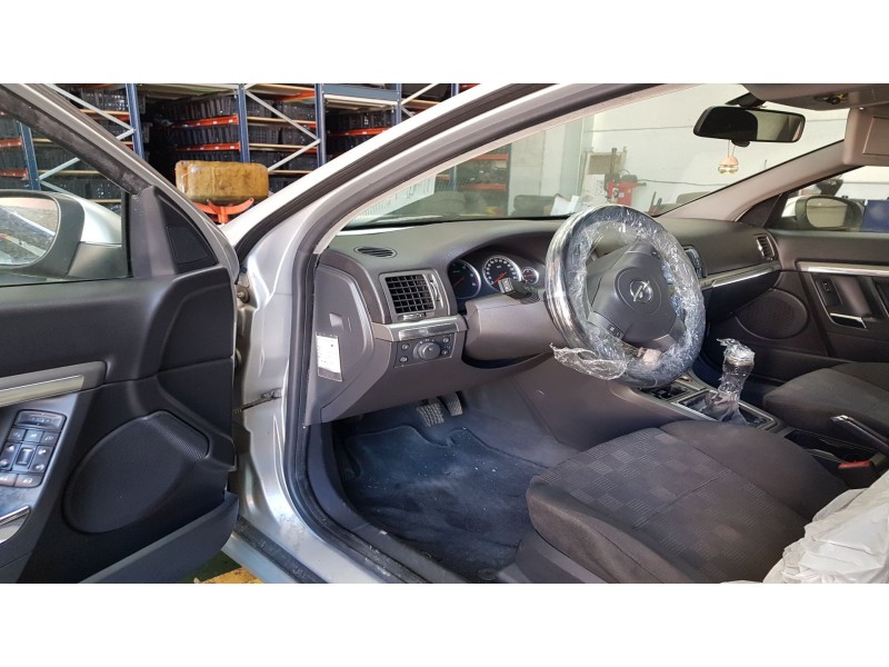 opel vectra c berlina del año 2005