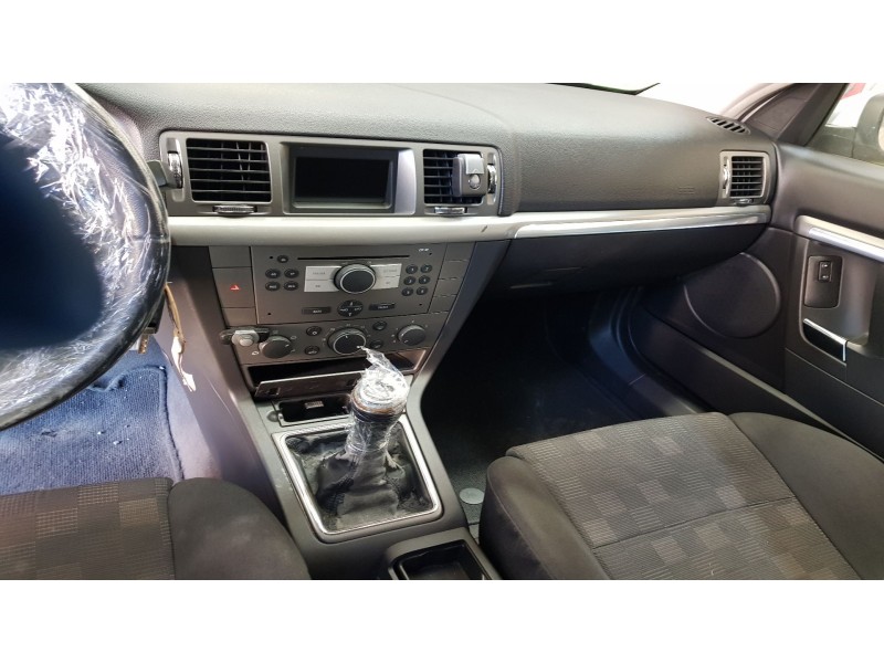 opel vectra c berlina del año 2005