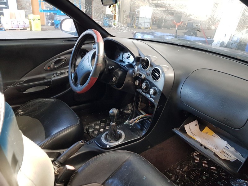 hyundai coupe (j2) del año 1996