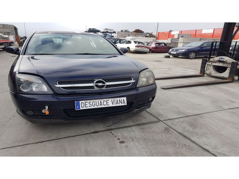 opel vectra c berlina del año 2002