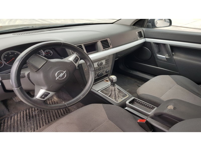 opel vectra c berlina del año 2002