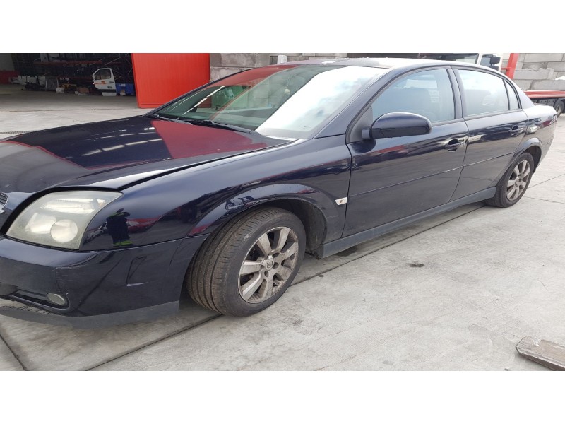 opel vectra c berlina del año 2002