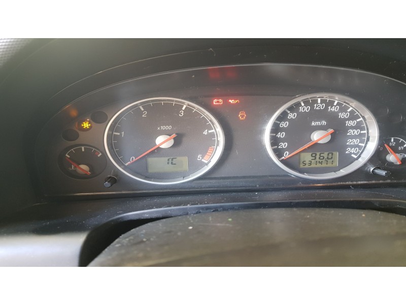 ford mondeo iii sedán (b4y) del año 2001