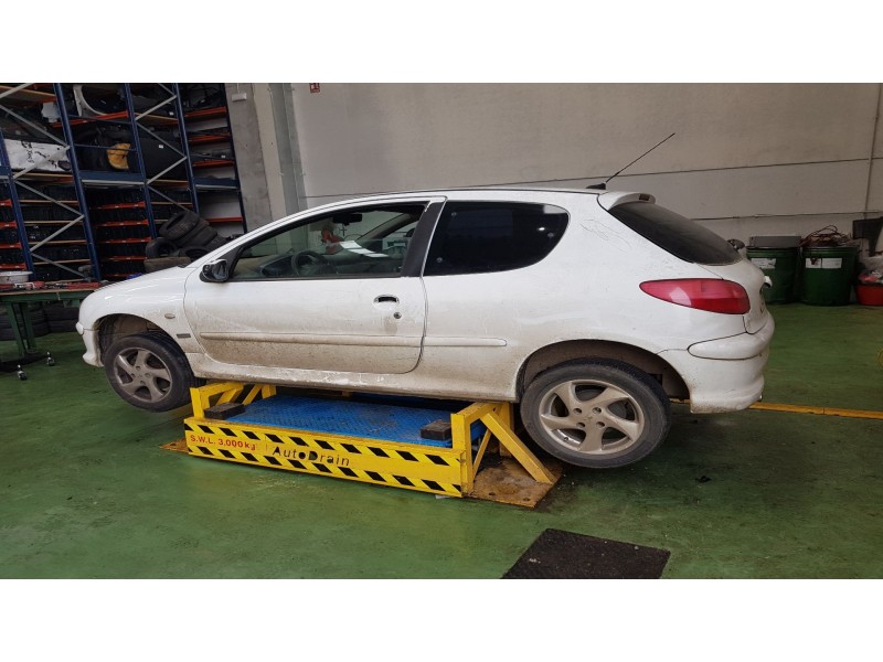 peugeot 206 fastback (2a/c) del año 1998