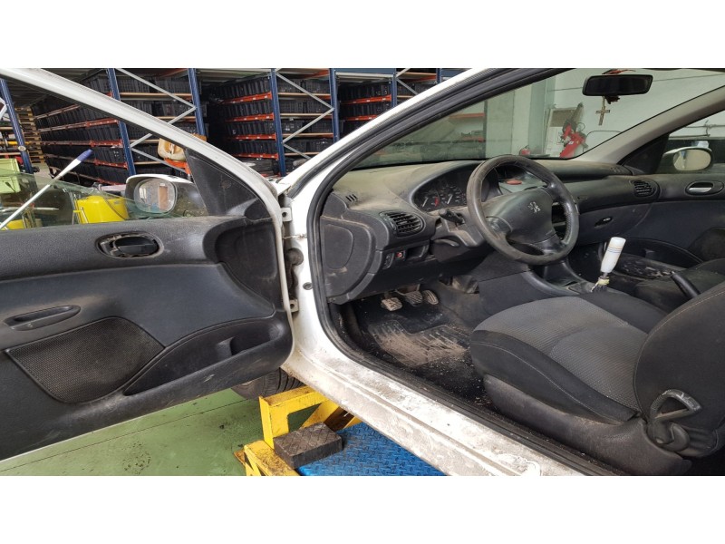 peugeot 206 fastback (2a/c) del año 1998