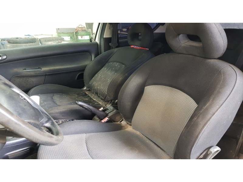 peugeot 206 fastback (2a/c) del año 1998