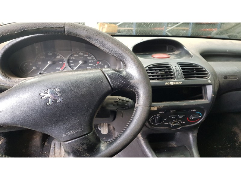 peugeot 206 fastback (2a/c) del año 1998