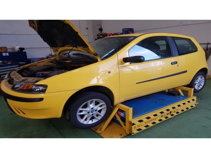 fiat punto berlina (188) del año 1999