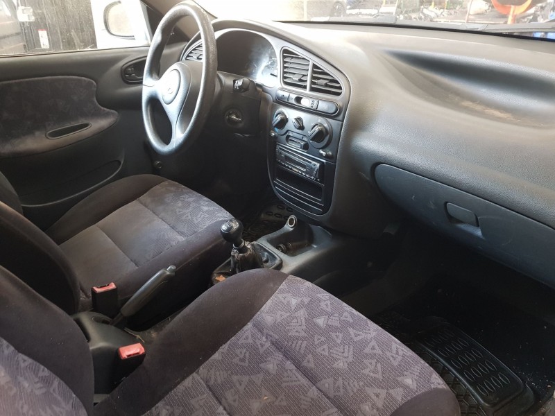 daewoo lanos del año 1997
