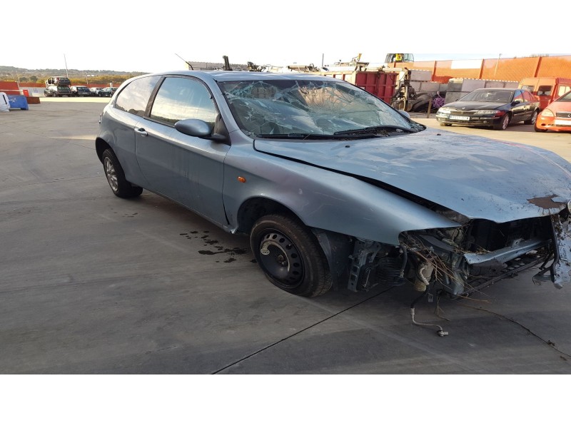 alfa romeo 147 (190) del año 2001
