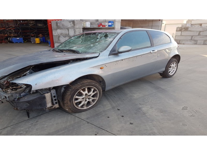 alfa romeo 147 (190) del año 2001