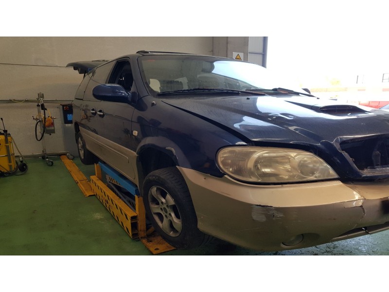 kia carnival ii del año 2001