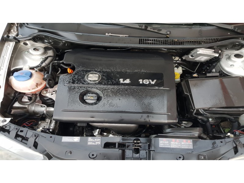 seat cordoba berlina (6l2) del año 2002