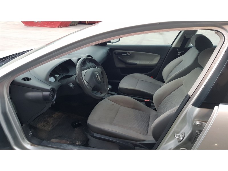 seat cordoba berlina (6l2) del año 2002