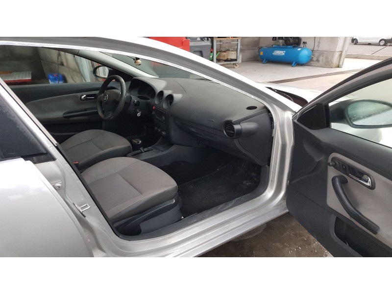 seat cordoba berlina (6l2) del año 2002