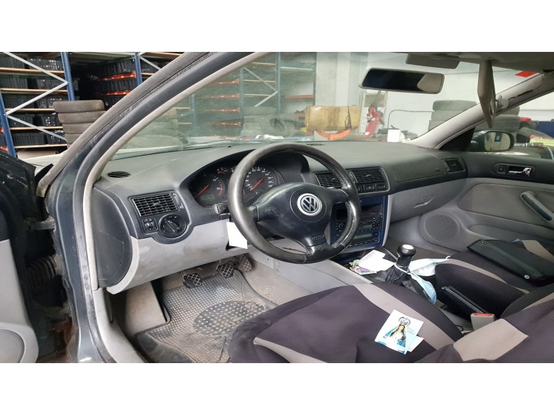 volkswagen golf iv berlina (1j1) del año 1997