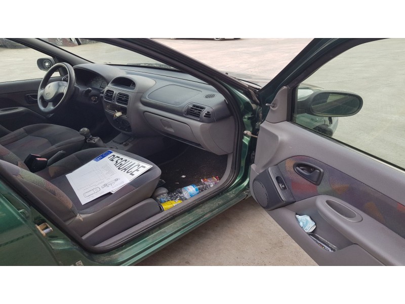 renault clio ii fase i (b/cbo) del año 1998
