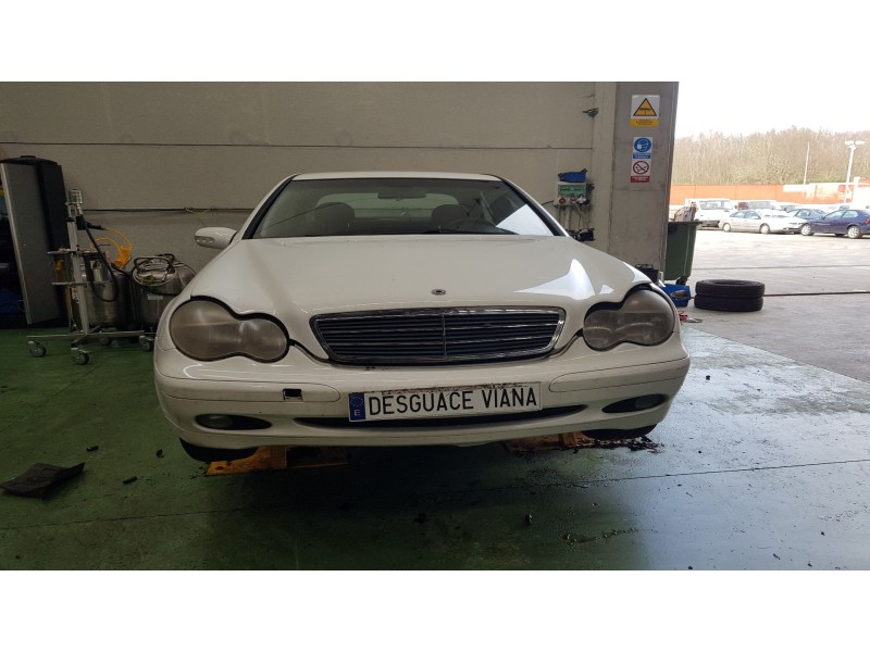 mercedes clase c (w203) berlina del año 2000