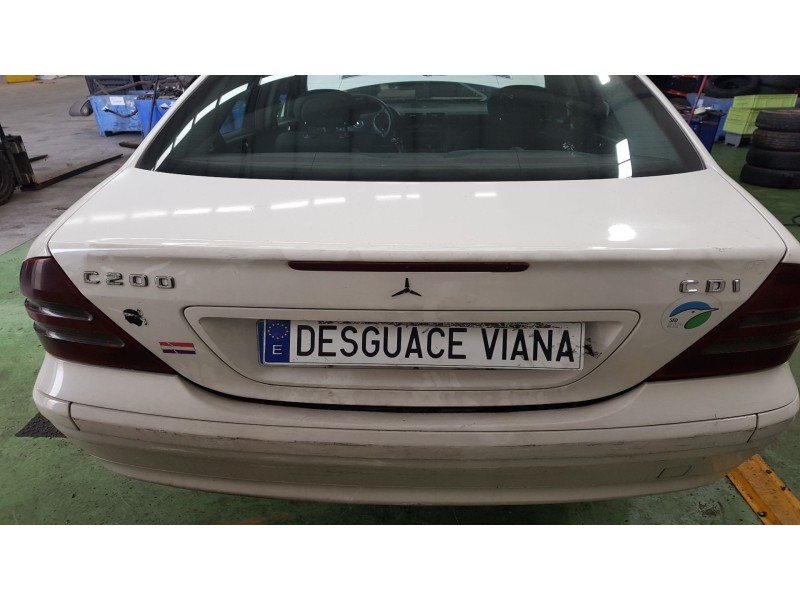 mercedes clase c (w203) berlina del año 2000