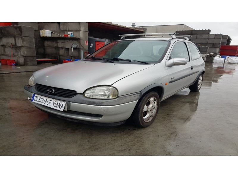 opel corsa b del año 1996