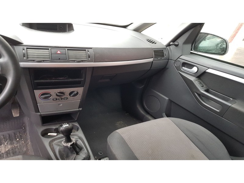 opel meriva del año 2003