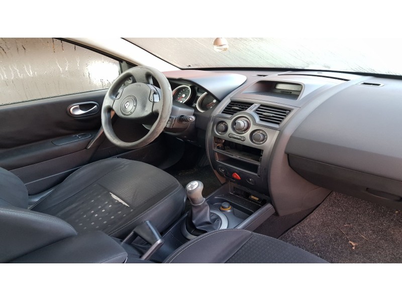 renault megane ii berlina 5 p del año 2002