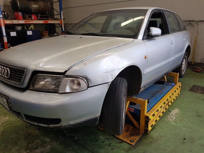 audi a4 avant (b5) del año 1996