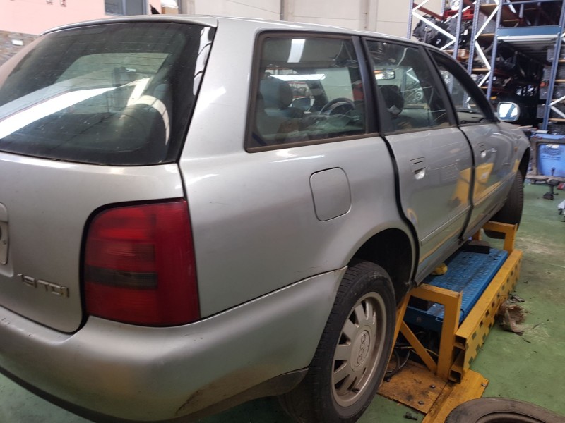 audi a4 avant (b5) del año 1996