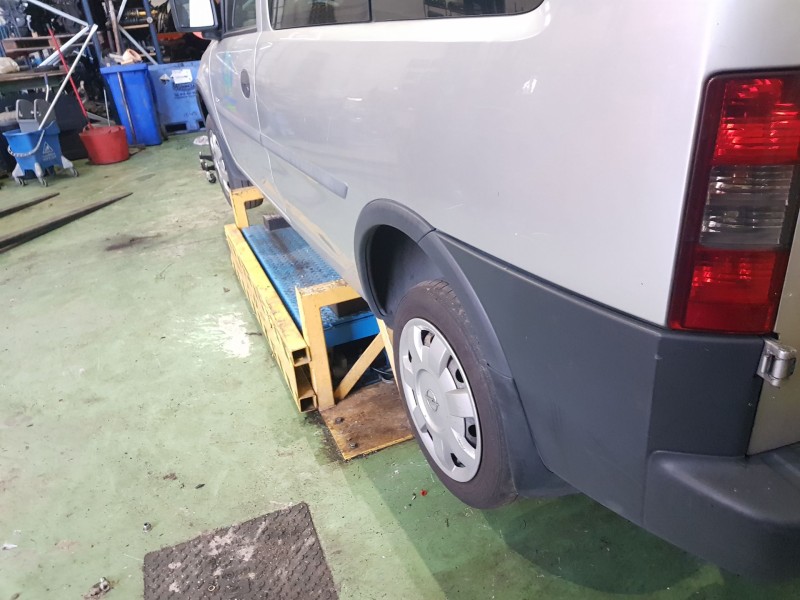 opel combo (corsa c) del año 2001