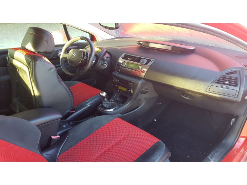 citroen c4 coupe del año 2004