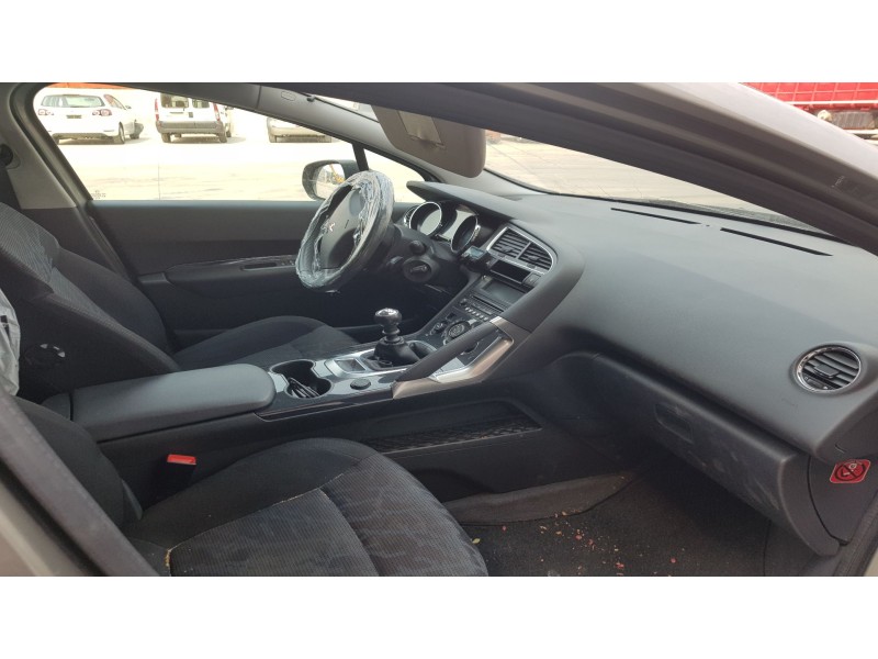 peugeot 3008 del año 2009