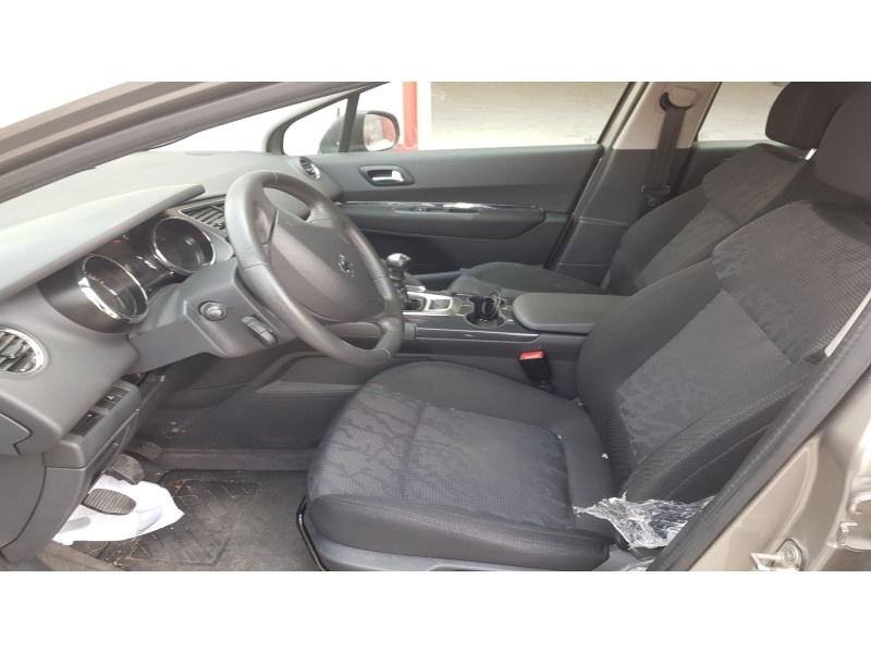 peugeot 3008 del año 2009