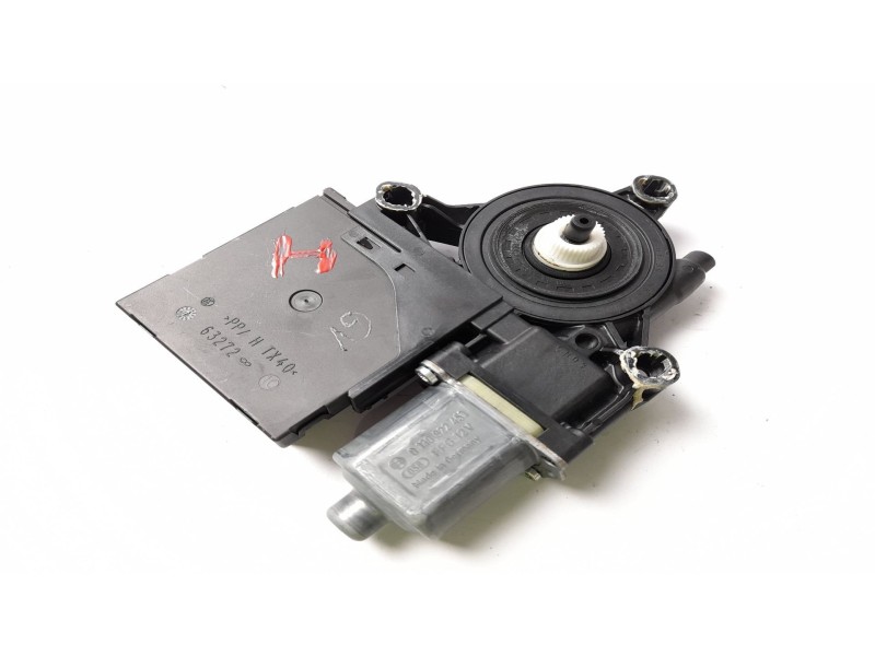 Recambio de motor elevalunas delantero izquierdo para volkswagen golf plus (521) advance referencia OEM IAM 0130822451 5M1837401