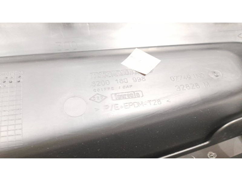 Recambio de salpicadero para renault kangoo (f/kc0) authentique 4x4 referencia OEM IAM 8200180998 248102440R 