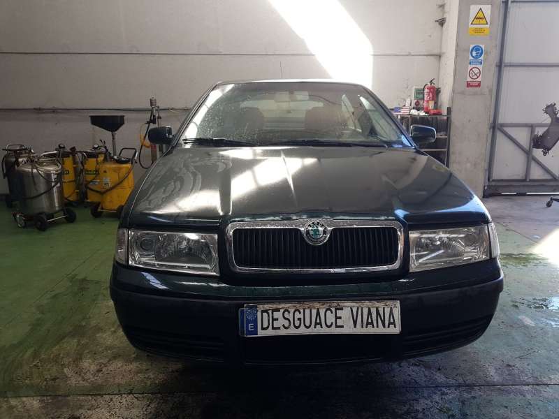 skoda octavia combi (1u5) del año 2001