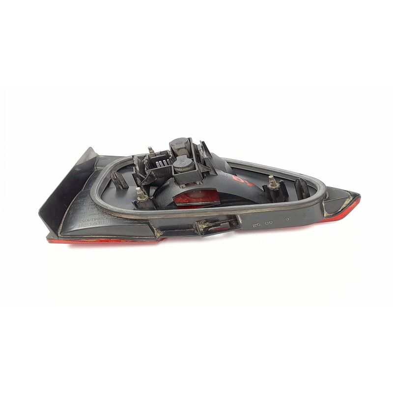 Recambio de piloto trasero izquierdo interior para renault megane i classic (la0) 1.9 dti (la08, la0n) referencia OEM IAM 770042