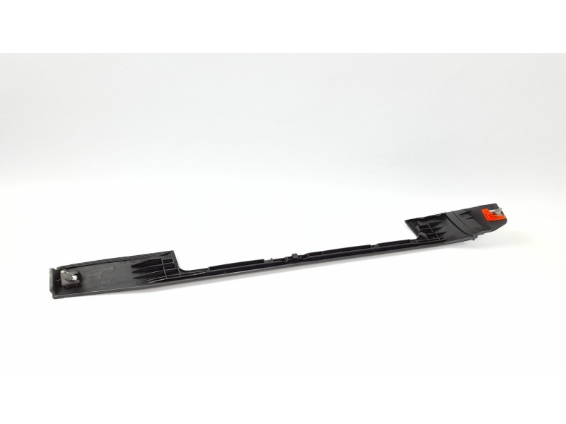 Recambio de moldura para bmw serie 3 berlina (e46) 320d referencia OEM IAM 8196103  