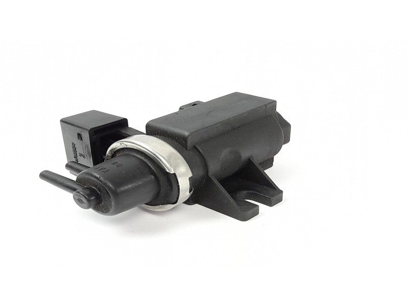 Recambio de valvula aire adicional para bmw serie 3 berlina (e46) 320d referencia OEM IAM 72279600 2247906 
