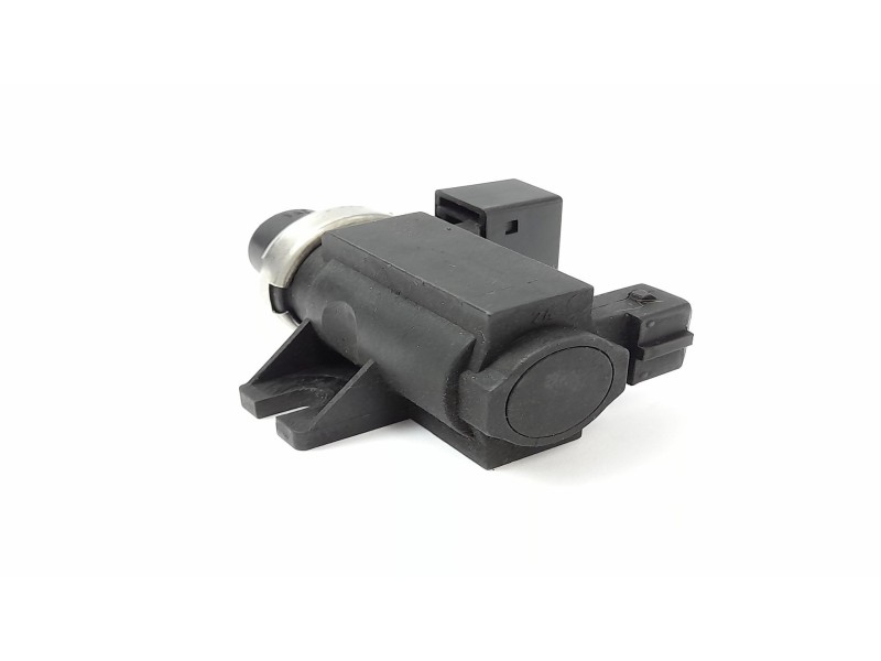 Recambio de valvula aire adicional para bmw serie 3 berlina (e46) 320d referencia OEM IAM 72279600 2247906 