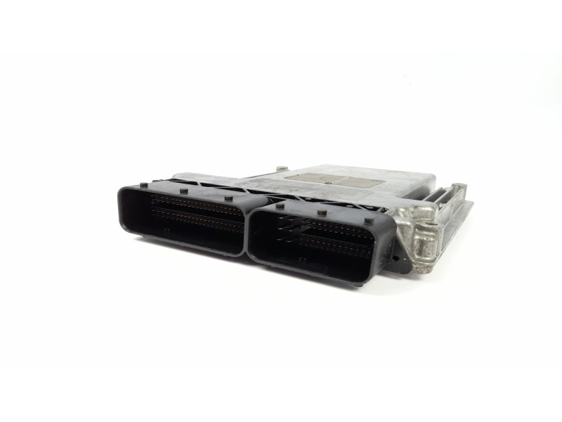 Recambio de centralita motor uce para bmw serie 3 touring (e46) 320d referencia OEM IAM 7790796  