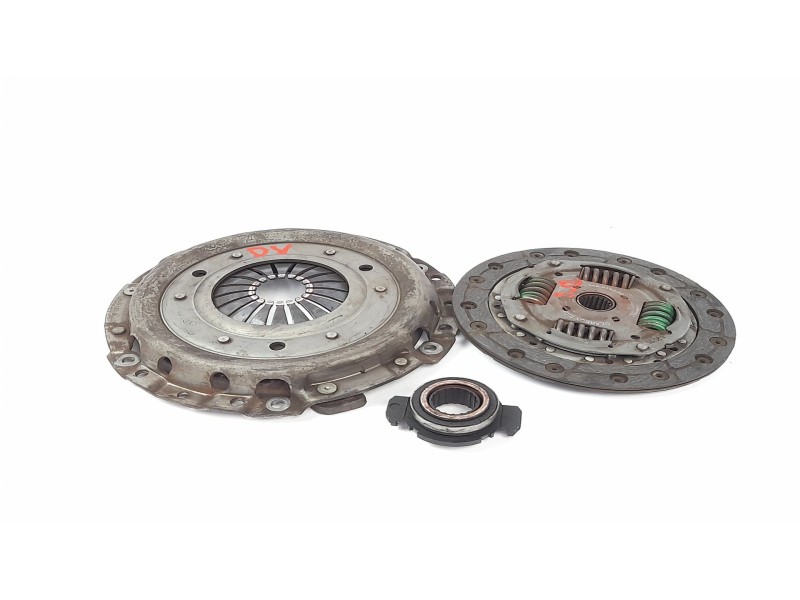 Recambio de kit embrague para citroen saxo 1.5 diesel referencia OEM IAM 318015710  