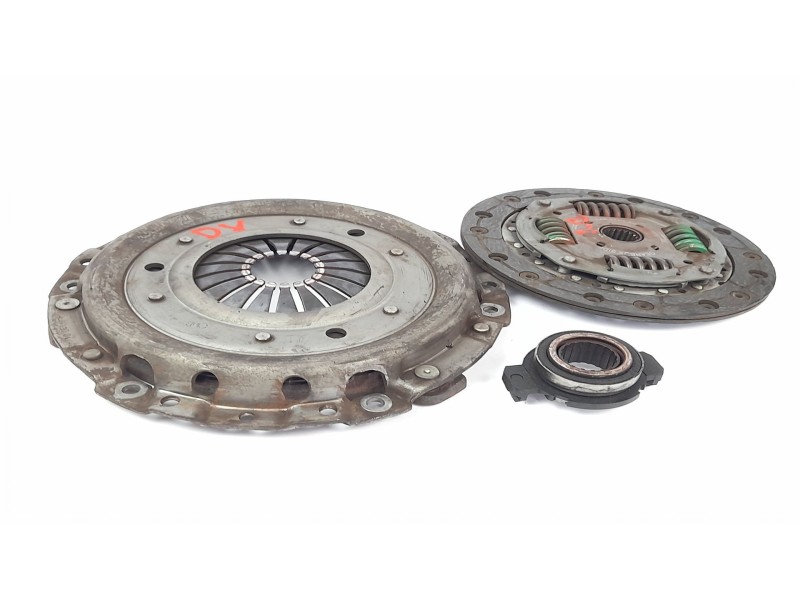 Recambio de kit embrague para citroen saxo 1.5 diesel referencia OEM IAM 318015710  