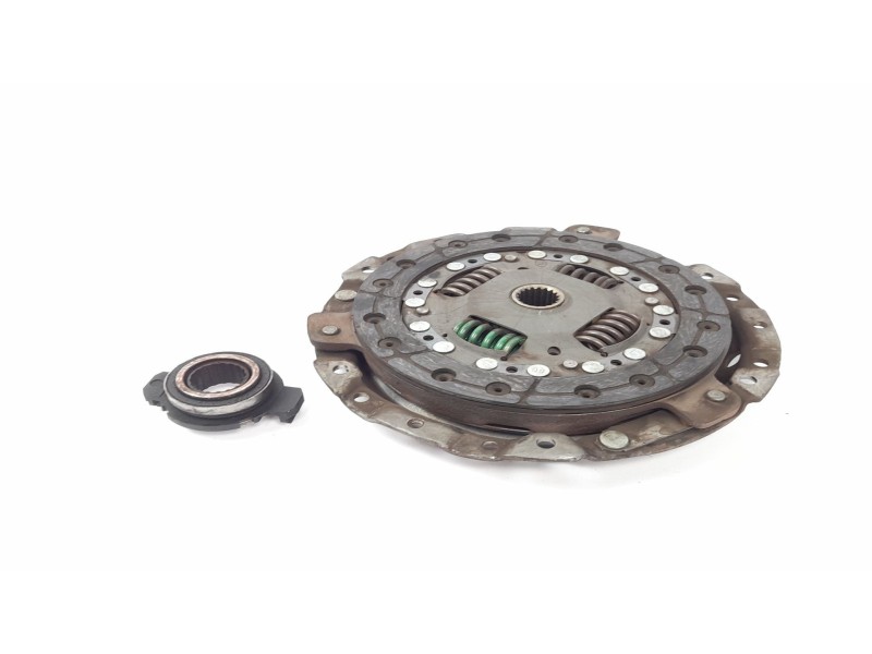 Recambio de kit embrague para citroen saxo 1.5 diesel referencia OEM IAM 318015710  