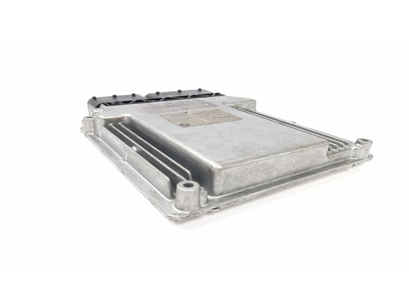 Recambio de centralita motor uce para bmw serie 3 touring (e46) 320d referencia OEM IAM 7790796  