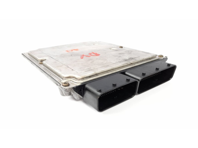 Recambio de centralita motor uce para bmw serie 3 touring (e46) 320d referencia OEM IAM 7790796  